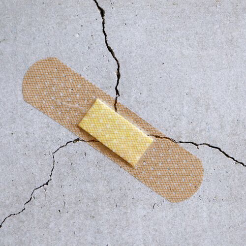 plaster cracks