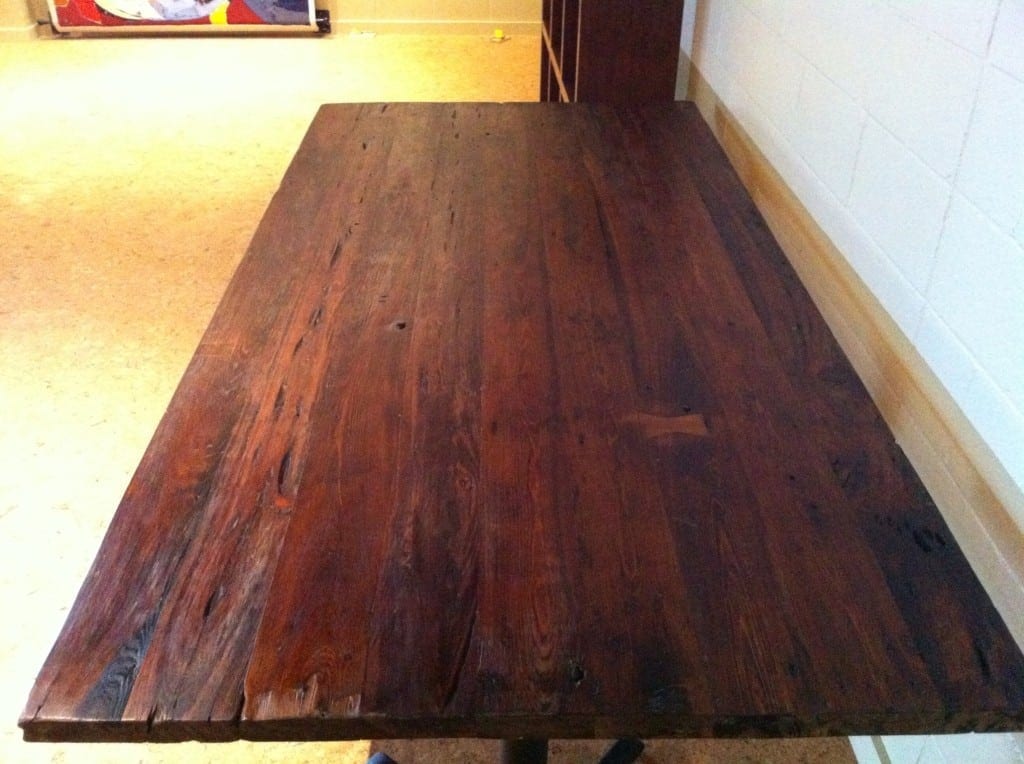 How to Finish Wood With Linseed Oil